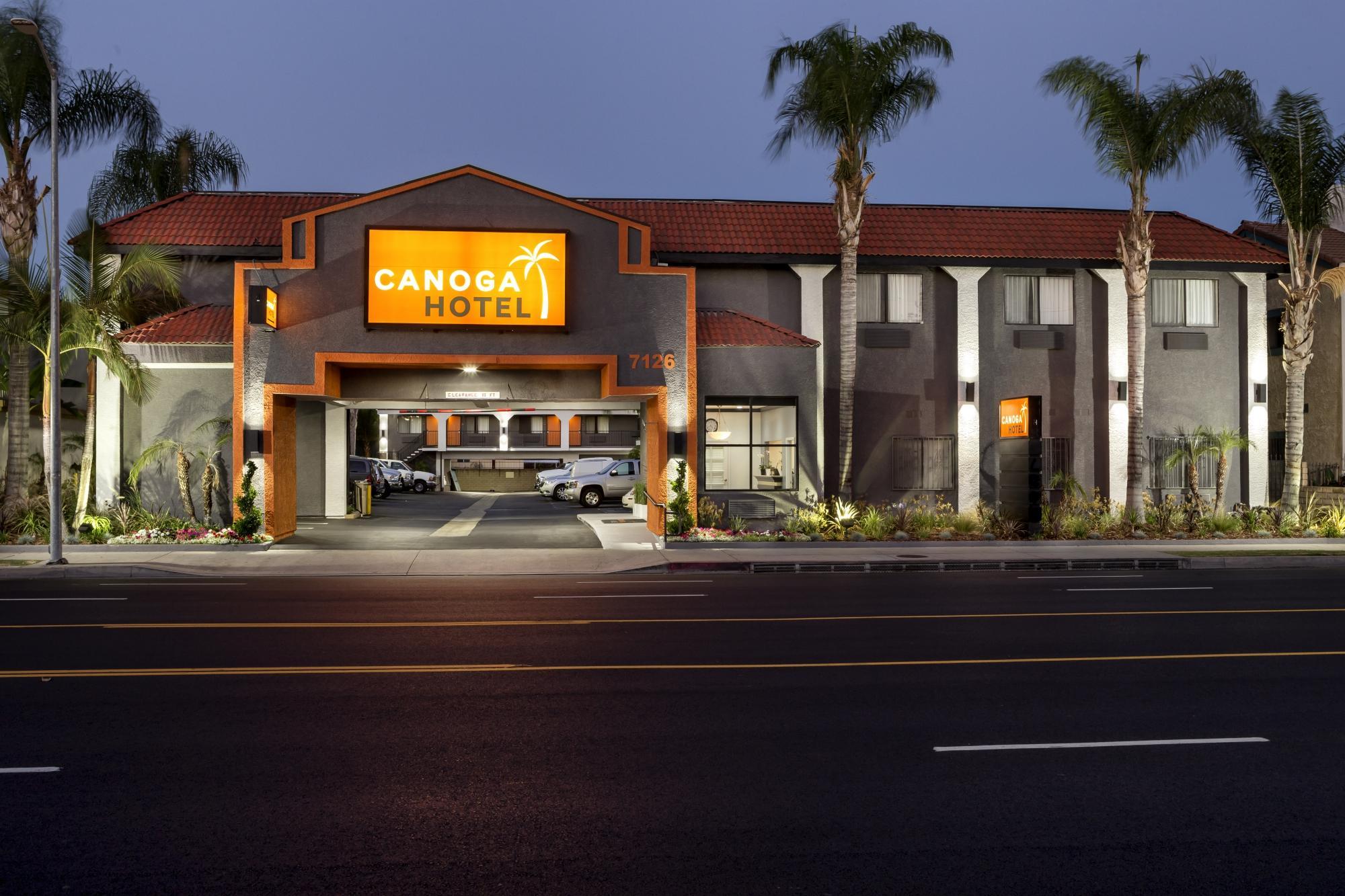 Canoga Hotel at Warner Center Los Angeles Esterno foto